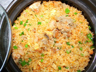 Cơm chiên cá mặn